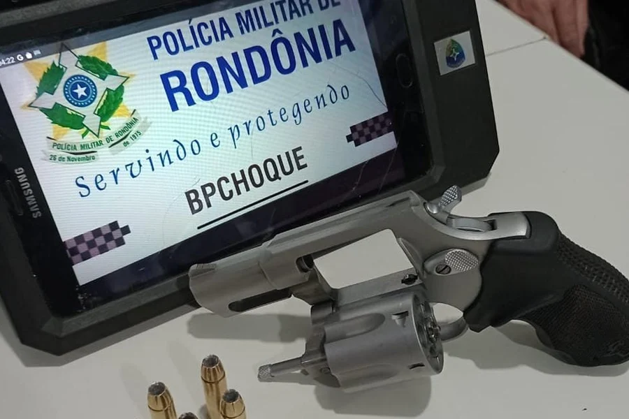 Combate ao crime: BPChoque prende agricultor com revólver irregular em bar