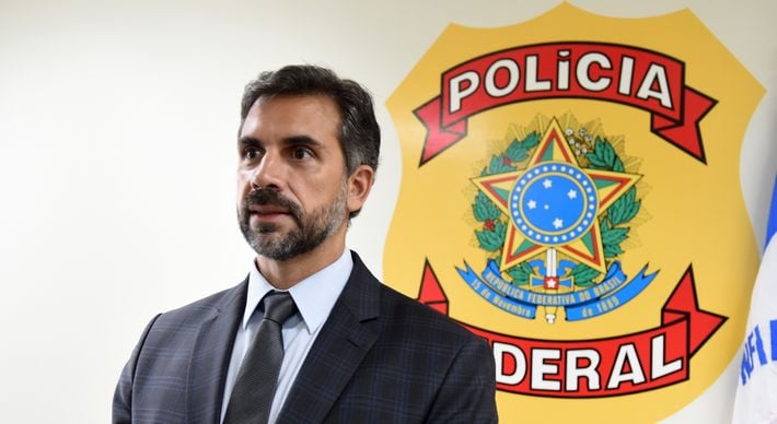 Eugênio Ricas é mantido como superintendente da Polícia Federal no ES